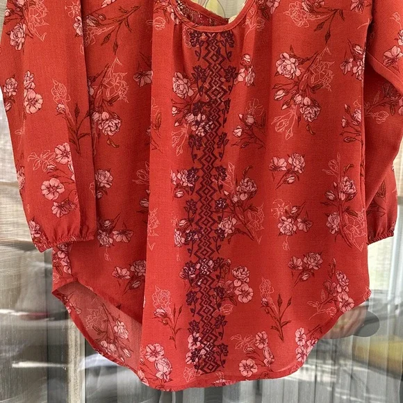 Rewind Cold Shoulder Redish Women's Top with adjustable straps - Picture 3 of 8